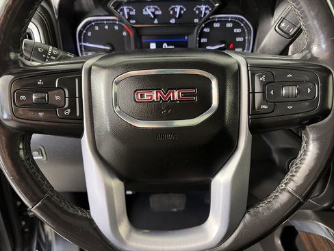 Used 2022 GMC Sierra 3500 SLT w/ SLT Premium Package image 16