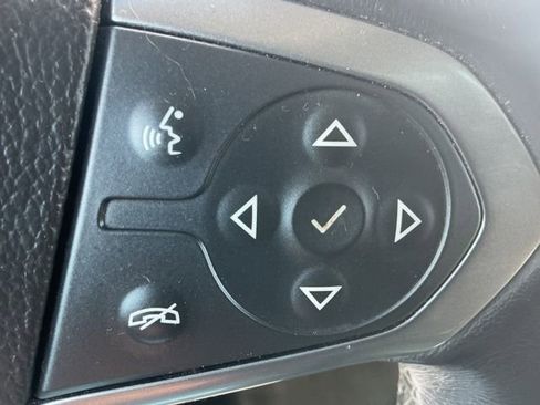 Used 2018 Chevrolet Silverado 1500 LT w/ Trailering Package image 21