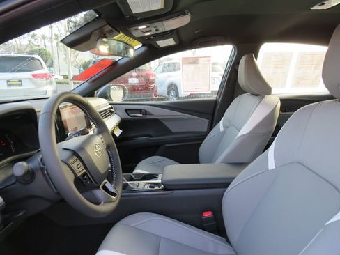 Certified 2026 Toyota Camry SE image 15