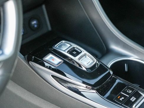Used 2022 Hyundai Sonata Limited w/ Cargo Package FWD image 24