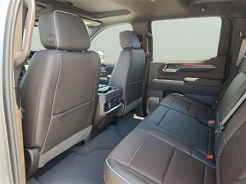 New 2026 GMC Sierra 1500 Denali image 9