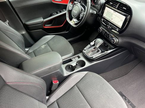 Certified 2023 Kia Soul GT-Line w/ GT-Line Technology Package FWD image 16