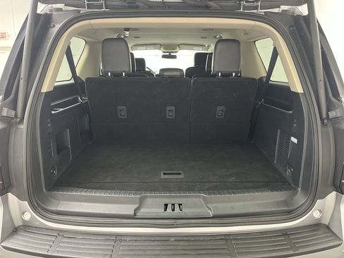 Used 2024 Ford Expedition Max XLT image 33