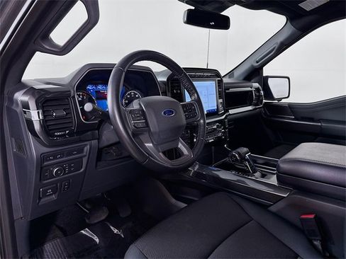 Used 2021 Ford F150 XLT w/ Equipment Group 302A High image 9