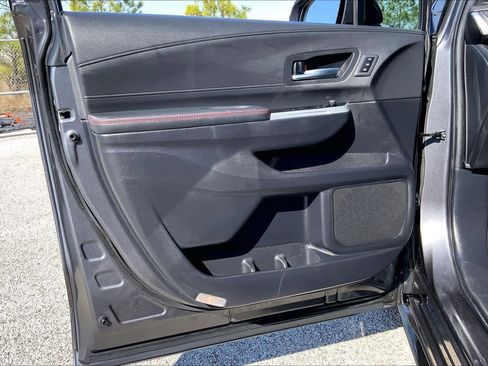 Used 2025 Toyota Sienna XSE image 21