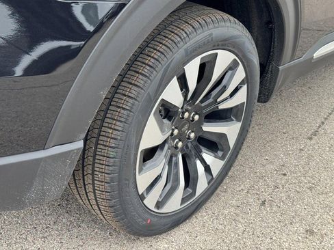 New 2026 Ford Explorer Platinum w/ LUX Leather Package image 5