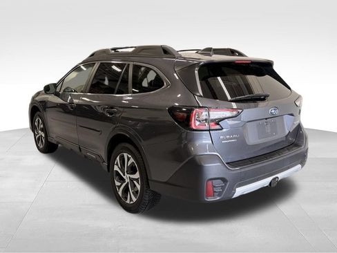 Used 2022 Subaru Outback Limited AWD/4WD image 3