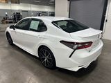 Used 2022 Toyota Camry SE image 5