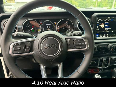 Used 2023 Jeep Wrangler Unlimited Rubicon 4xe w/ Dual Top Group AWD/4WD image 17