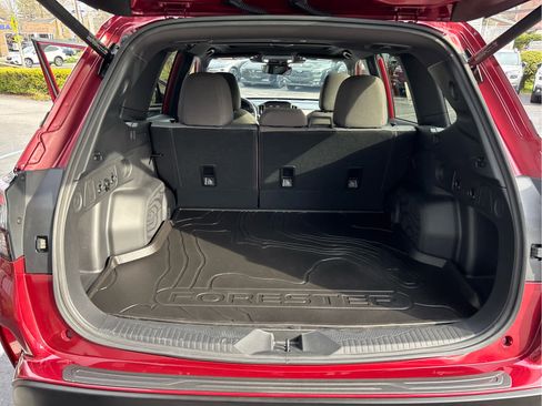 Certified 2025 Subaru Forester Premium image 27