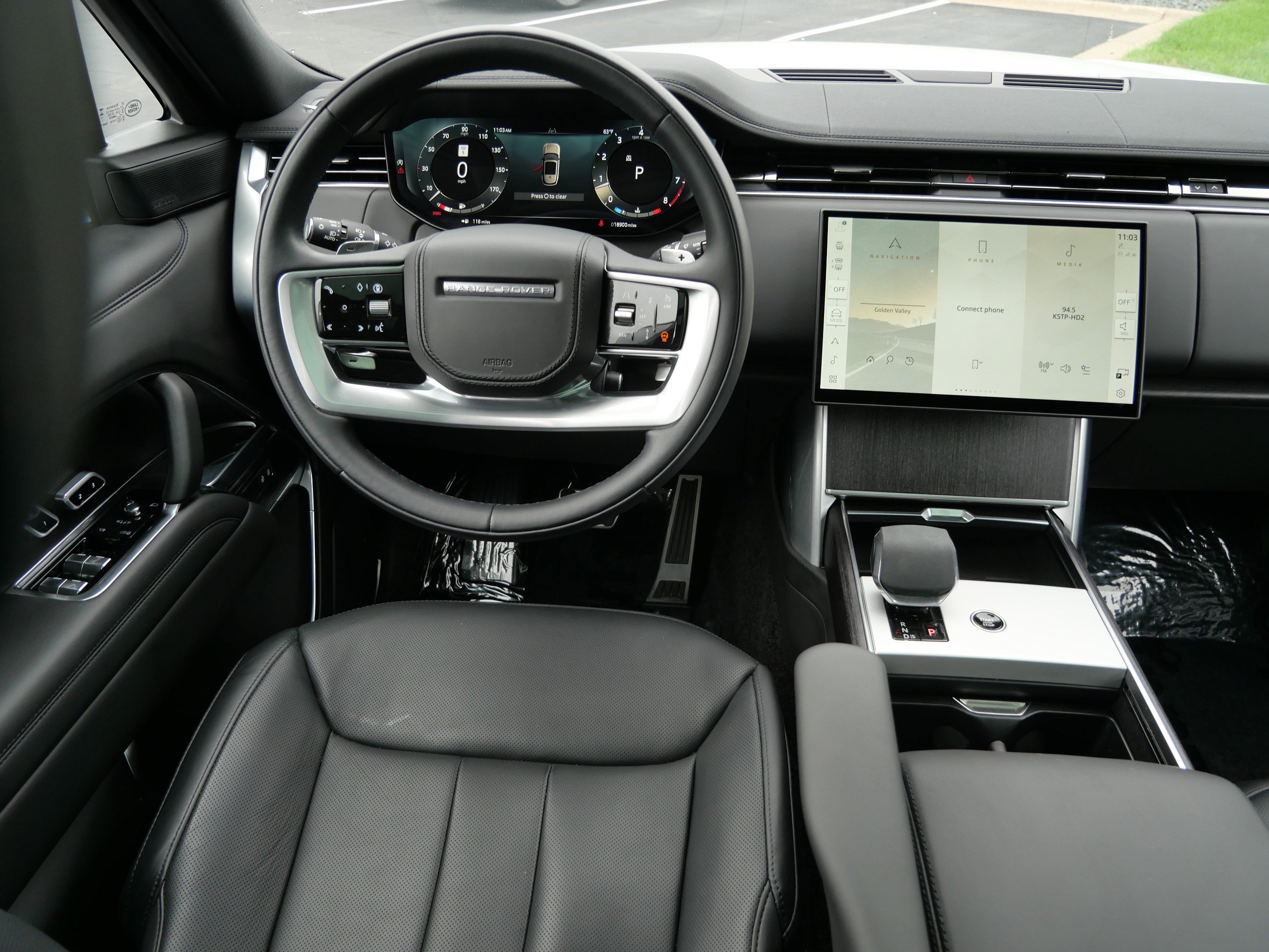Used 2025 Land Rover Range Rover SE AWD/4WD image 18