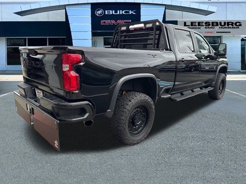 Used 2024 Chevrolet Silverado 2500 ZR2 w/ Technology Package image 7