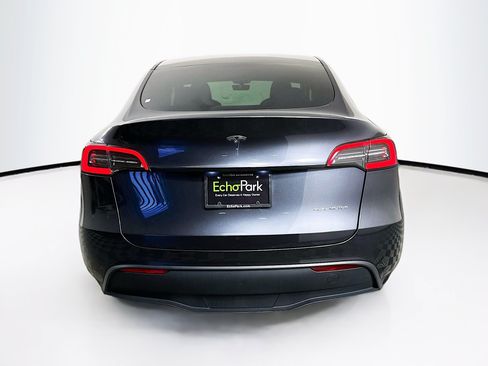 Used 2024 Tesla Model Y Long Range AWD/4WD image 7