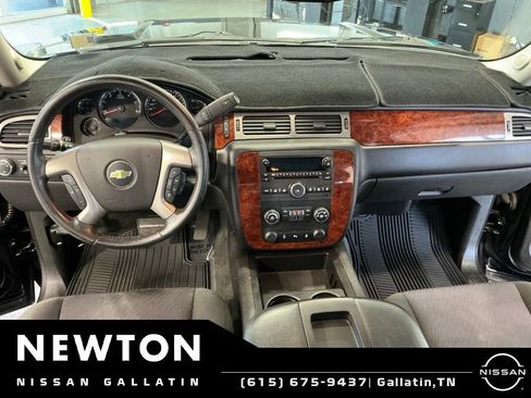 Used 2013 Chevrolet Avalanche LS w/ All-Star Edition RWD image 11