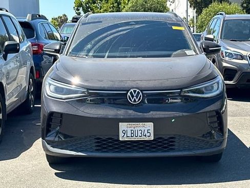 Used 2023 Volkswagen ID.4 Pro S RWD image 3