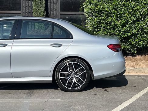 Used 2022 Mercedes-Benz E 350 Sedan image 11