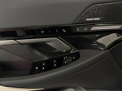 Used 2026 BMW 530i w/ Premium Package image 14