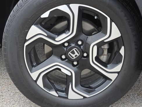 Used 2017 Honda CR-V Touring image 11