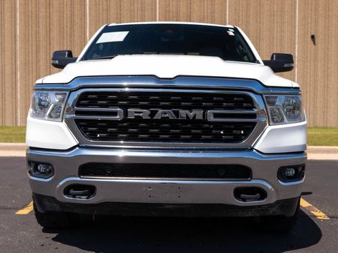 Used 2023 RAM 1500 Big Horn AWD/4WD image 3
