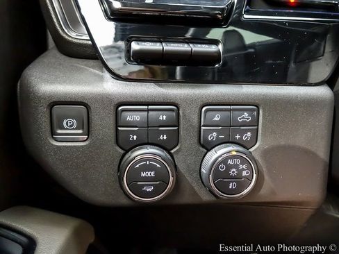 Certified 2023 Chevrolet Silverado 1500 ZR2 image 20