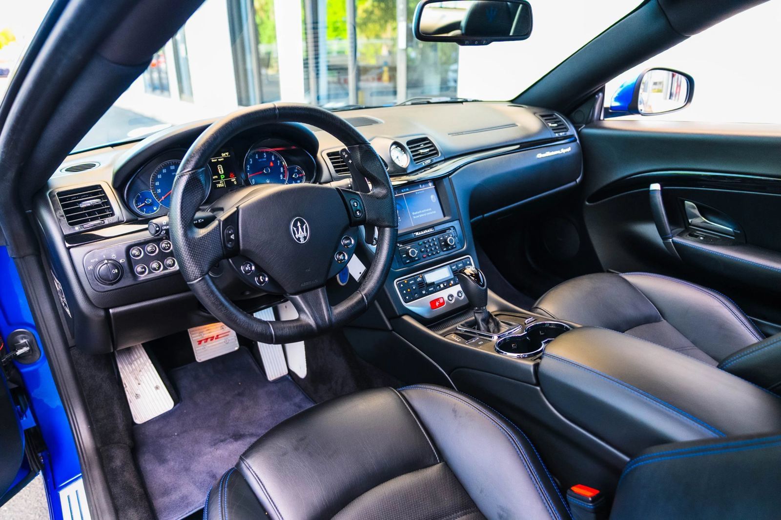 Used 2017 Maserati GranTurismo MC Centennial RWD image 19