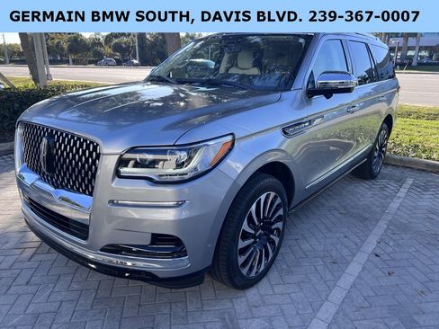 Used 2024 Lincoln Navigator Black Label image 1