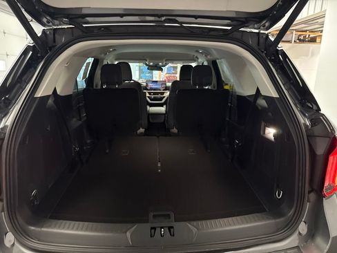 New 2026 Ford Explorer Active AWD/4WD image 31