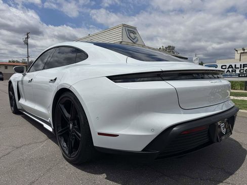 Used 2020 Porsche Taycan 4S AWD/4WD image 4