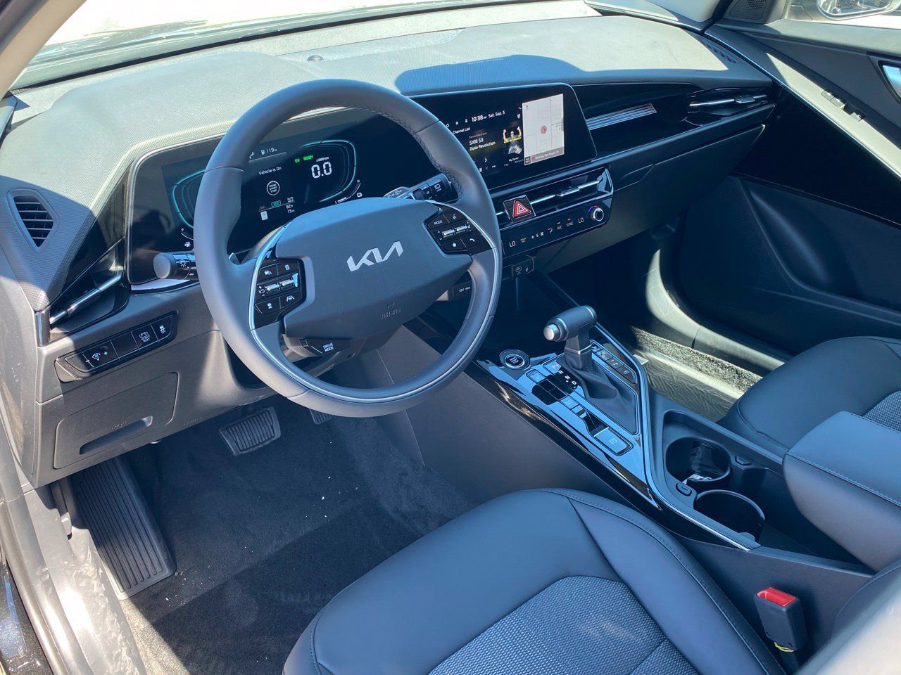New 2026 Kia Niro EX FWD image 12