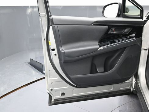 Used 2023 Toyota bZ4X Limited image 37