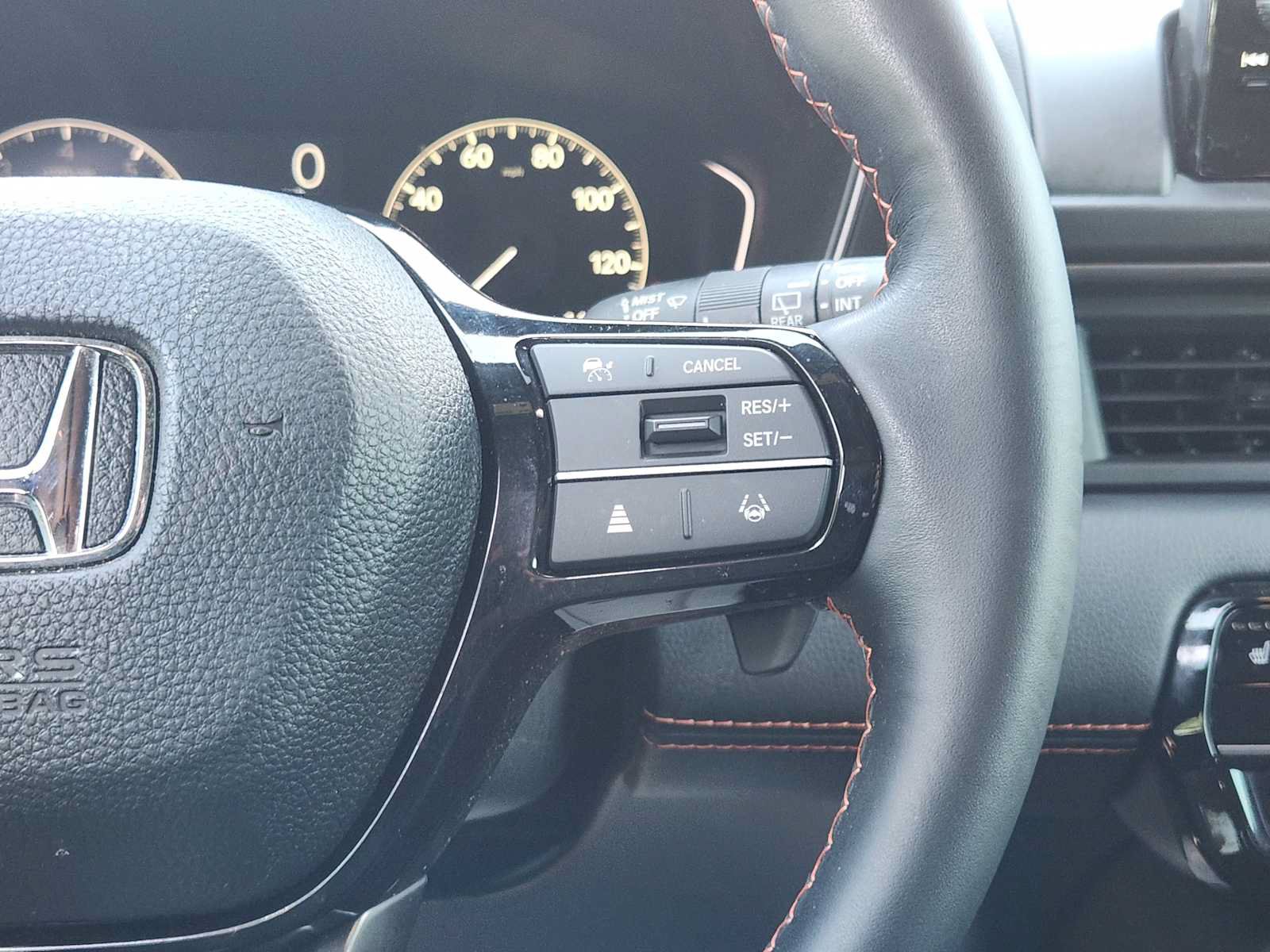 Used 2024 Honda Pilot TrailSport image 29