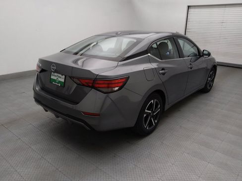 Used 2025 Nissan Sentra SV FWD image 9