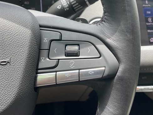 Used 2023 Cadillac XT4 Luxury FWD image 21