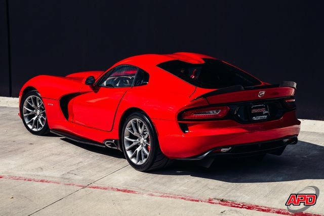 Used 2013 SRT Viper GTS w/ GTS Laguna Interior Pkg RWD image 57