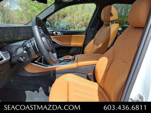 Used 2026 BMW X5 xDrive40i w/ M Sport Package AWD/4WD image 9