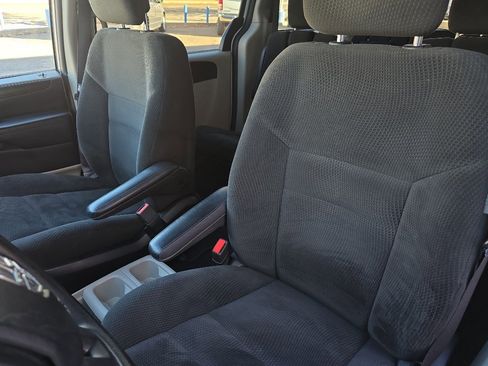 Used 2016 Dodge Grand Caravan SE w/ Quick Order Package 29E SE image 20