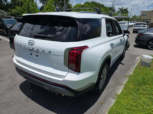 Used 2024 Hyundai Palisade SEL FWD image 6