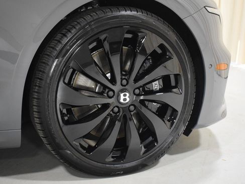 New 2026 Bentley Continental GT AWD/4WD image 7