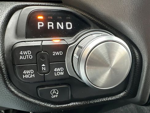 Used 2025 RAM 1500 Laramie image 22