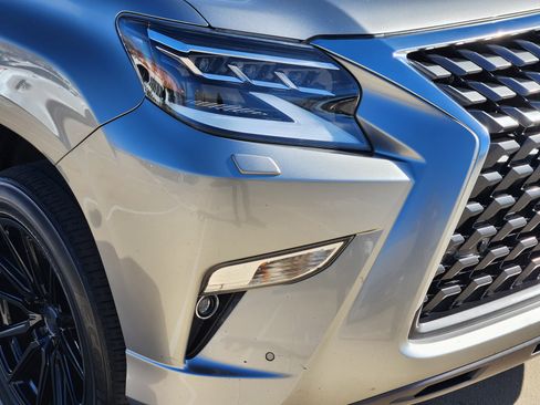 Used 2021 Lexus GX 460 Premium w/ Premium Package image 5