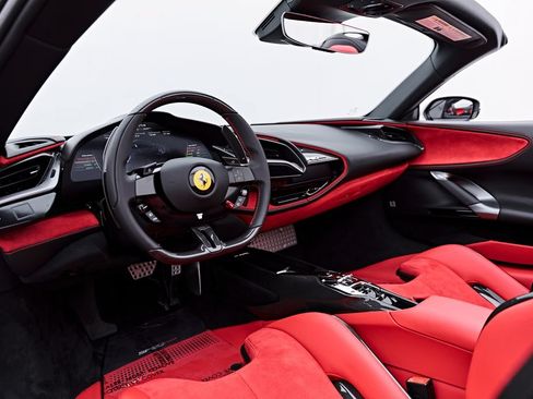 Used 2024 Ferrari SF90 Spider AWD/4WD image 2
