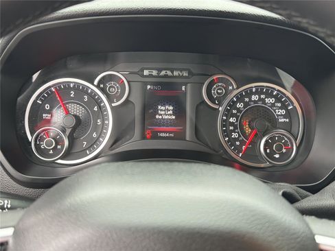 Used 2026 RAM 2500 Big Horn AWD/4WD image 25