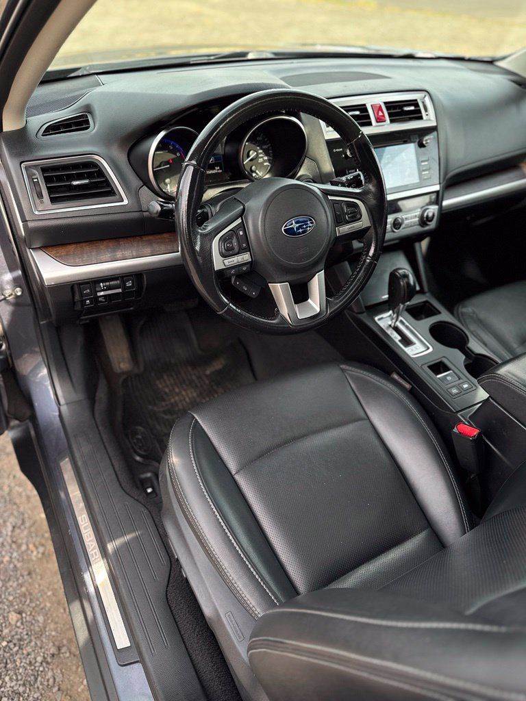 Used 2017 Subaru Outback 2.5i Limited w/ Popular Package #5 AWD/4WD image 30