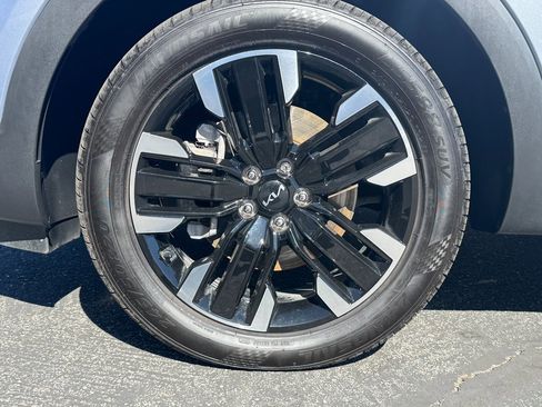 Used 2023 Kia Telluride SX Prestige image 9