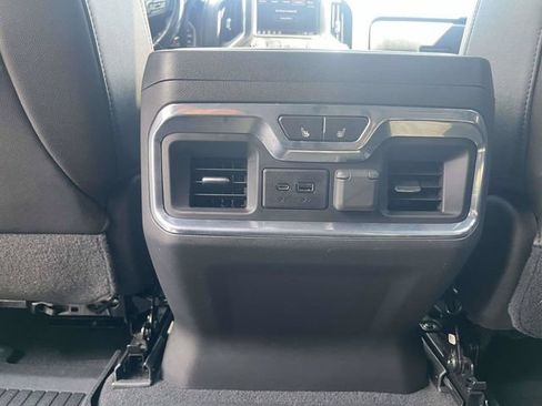 Used 2020 GMC Sierra 1500 AT4 w/ AT4 Premium Package AWD/4WD image 17