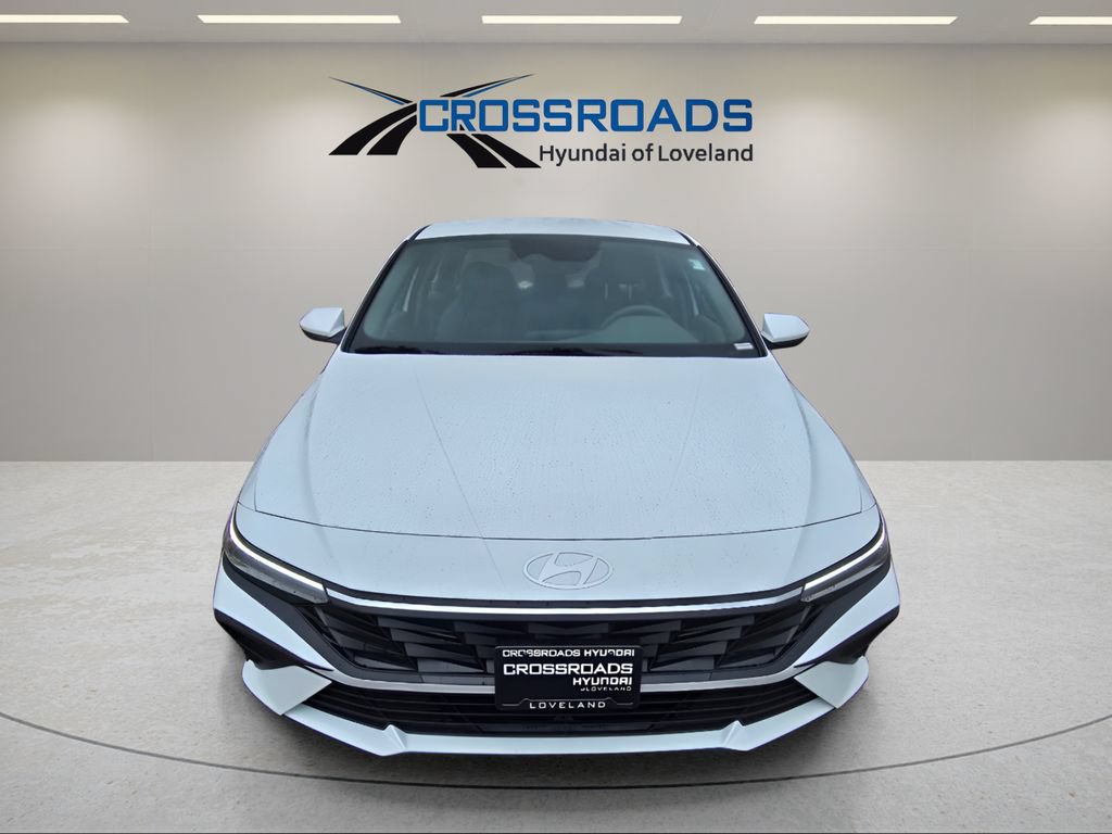 Used 2026 Hyundai Elantra Hybrid FWD image 9