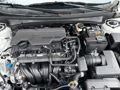 New 2025 Kia K4 LXS image 20