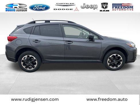 Used 2023 Subaru Crosstrek 2.0i image 3