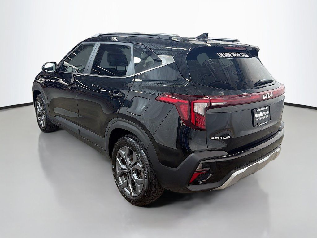 Used 2024 Kia Seltos S AWD/4WD image 7