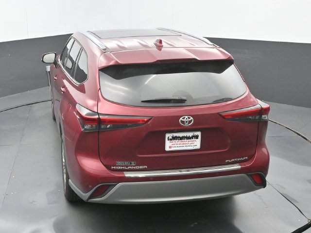 Used 2021 Toyota Highlander Platinum FWD image 15